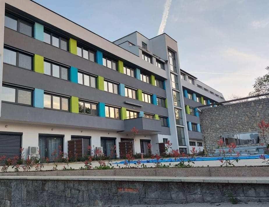 Kiss Apartman Juventus Balatonföldvár Exteriör bild